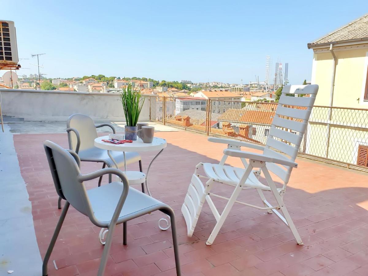 Apartments Epulon Pula Exterior photo